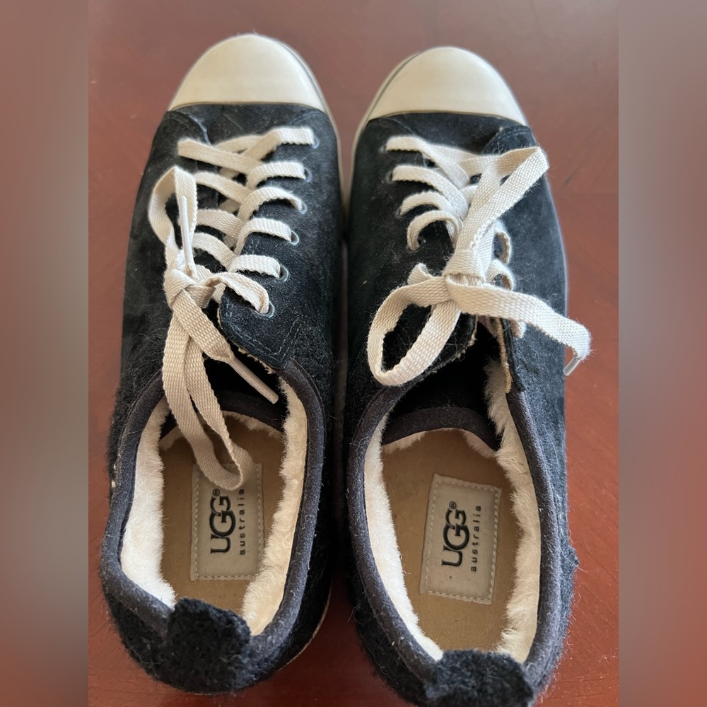 UGG suede sneaker 78 collection. New without box. Black size 11